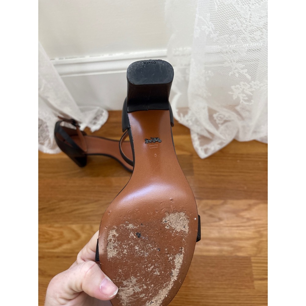 Coach Women's Leather Ankle Strap‎ Block Heel Sandals Size 8 - Picture 5 of 6